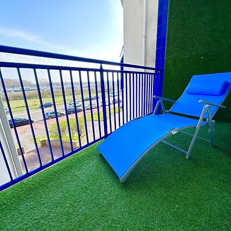 Appartement Luxe Vue Sur Mer Calais Plage Exterior foto